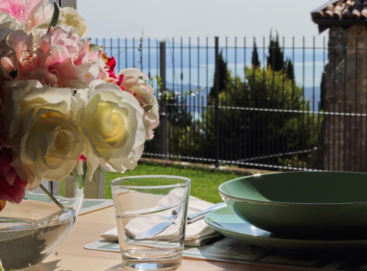 La Cornice Sul Garda - Your Home Villanuova sul clisi Екстериор снимка